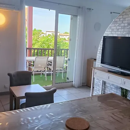 Moderne, Climatise Et Pret Pour Vos