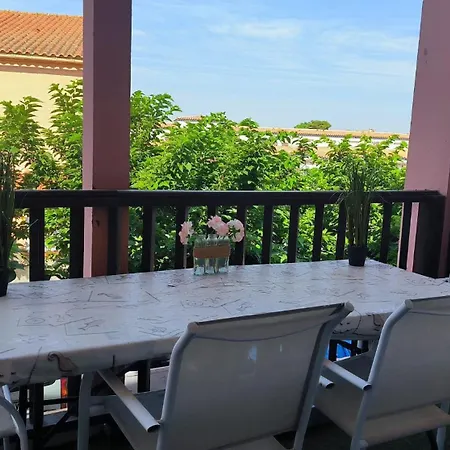 Moderne, Climatise Et Pret Pour Vos דירה