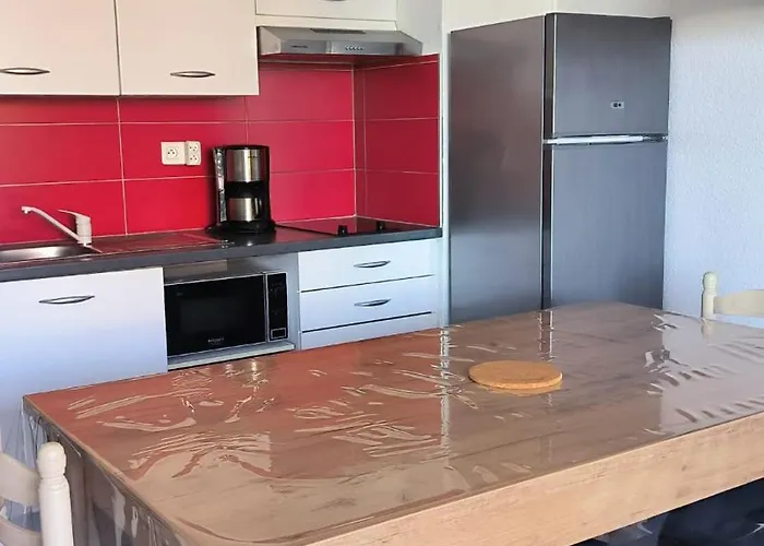 Moderne, Climatise Et Pret Pour Vos *